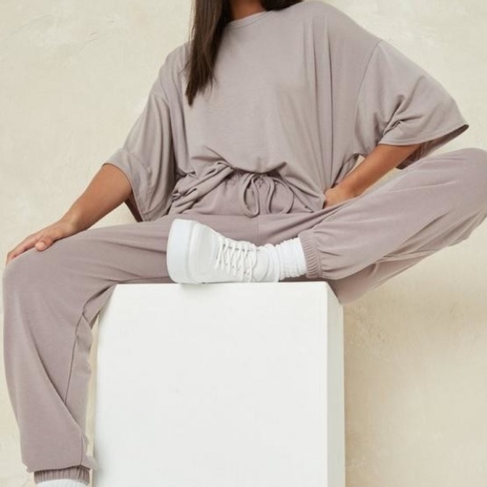 Missguided petite jogger set